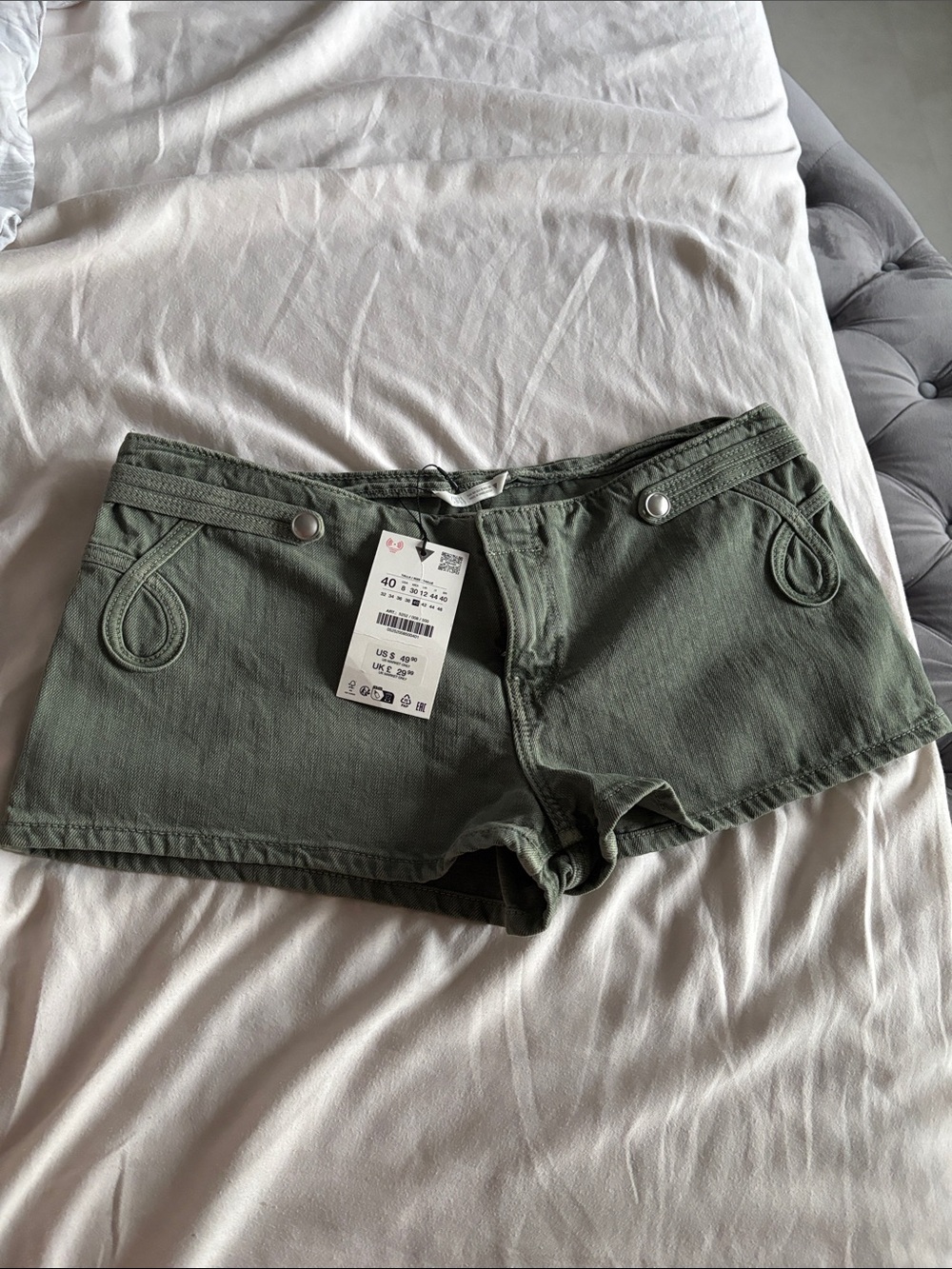 Zara Olive Green Low-Rise Denim-Style Jean Shorts